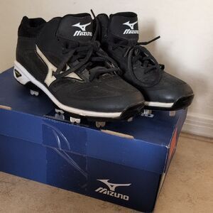 Mizuno Black White Men's Athletic Cleats Dominant IC Mid Baseball Shoe - Size 7
